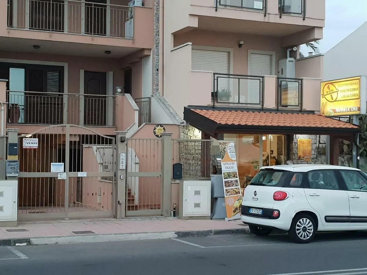 Casalungomare Lägenhet Santa Teresa Di Riva